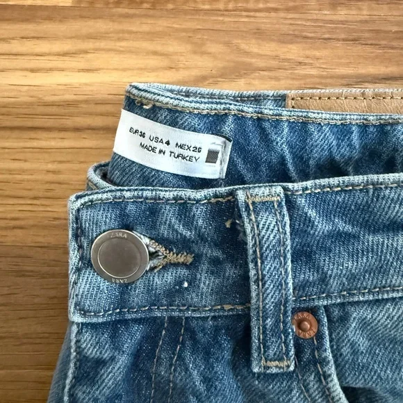 Zara Blue Wide Leg Flare Jeans - Picture 2 of 4